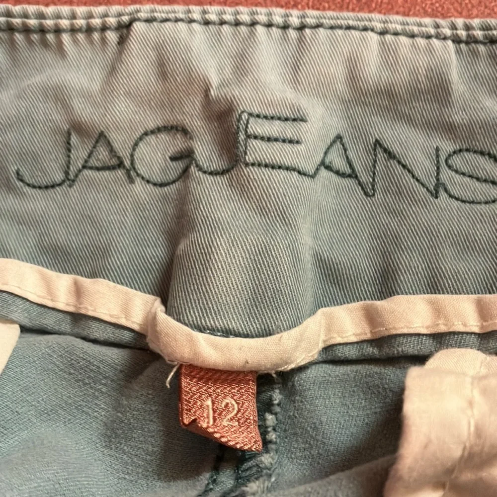 Classic Fit Light Blue Jeans. 2 small stains, barely visible. - Picture 6 of 8